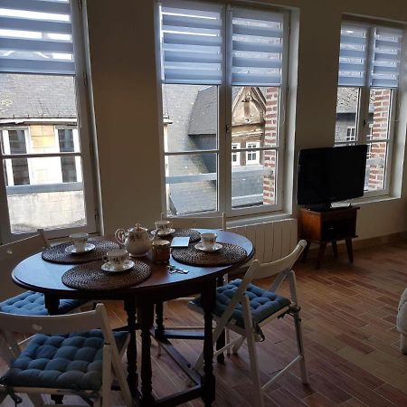 Le Petit Matelot Apartamento Honfleur Exterior foto